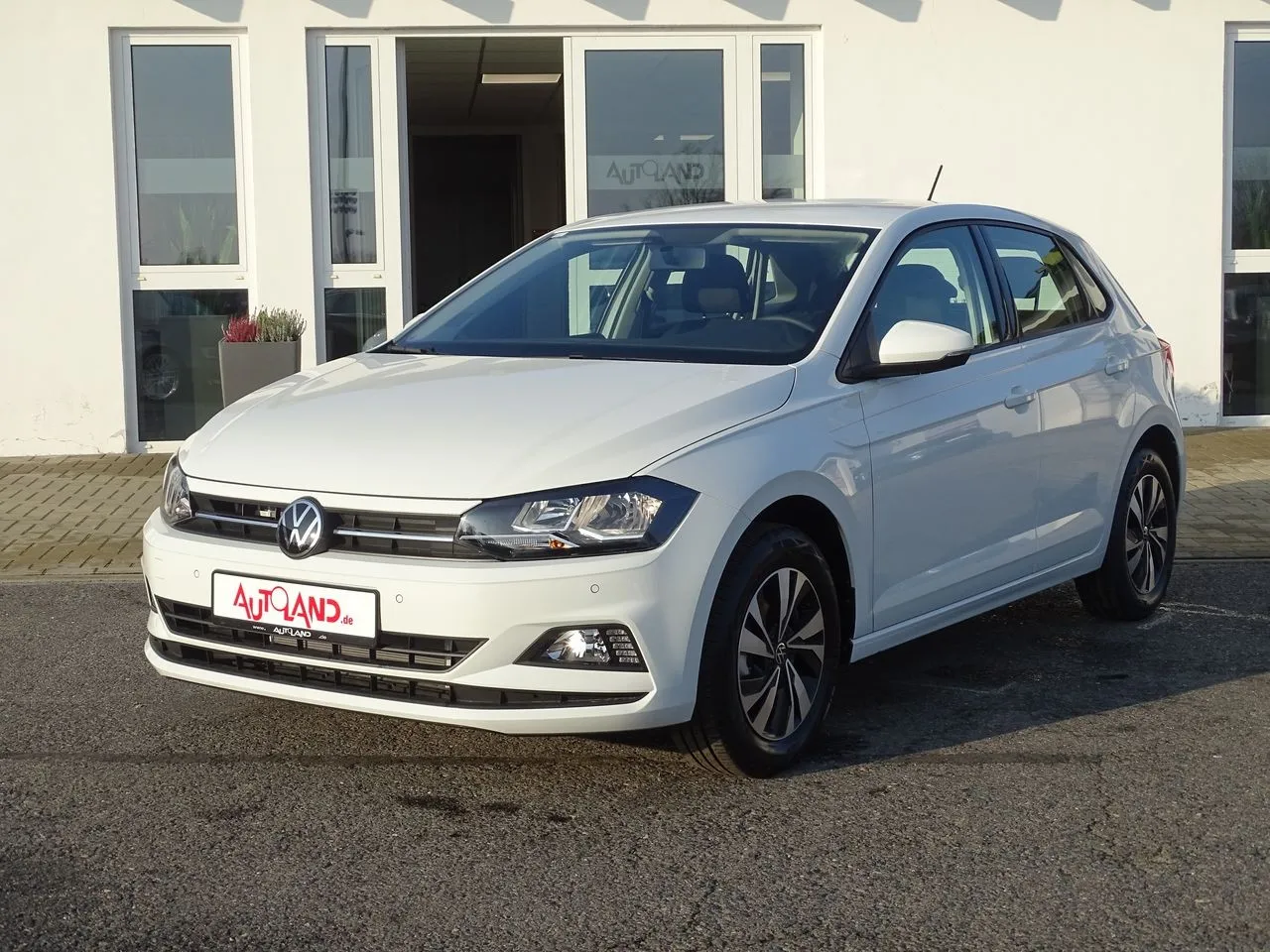 Volkswagen Polo 1.0 TSI Sitzheizung Bluetooth...  Image 1