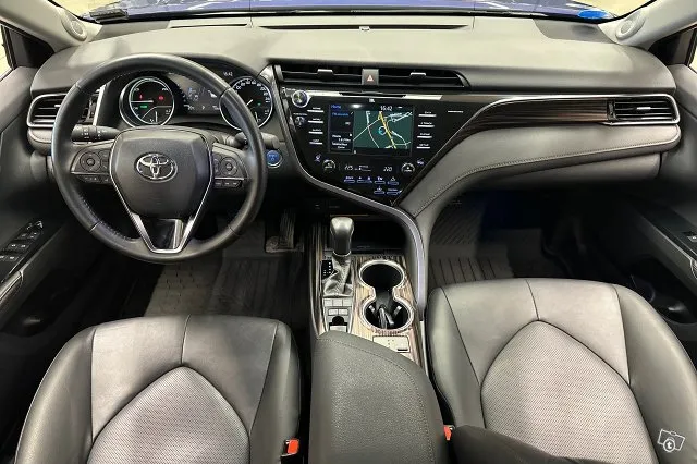 Toyota Camry 2,5 Hybrid Premium*ACC / HUD / JBL / Nahat / Navi / P-Kamera / Katveavustin / Lohkolämmitin* Image 8