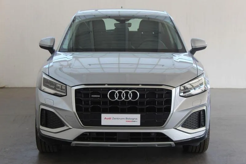 AUDI Q2 35 TDI quattro S tr. Admired Advanced Image 2