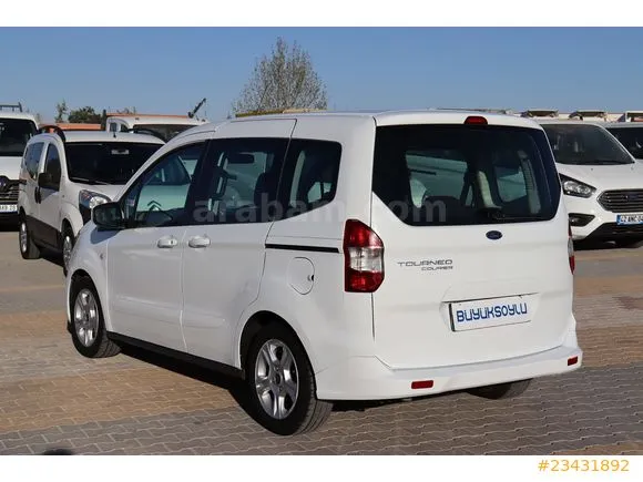 Ford Tourneo Courier 1.5 TDCi Delux Image 3